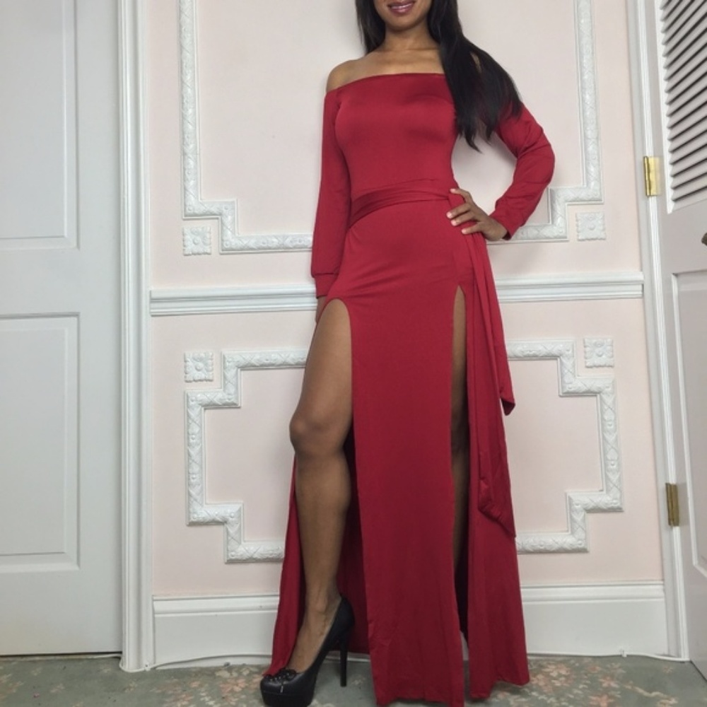 Sexy long maxi off the shoulder dress w/ slits